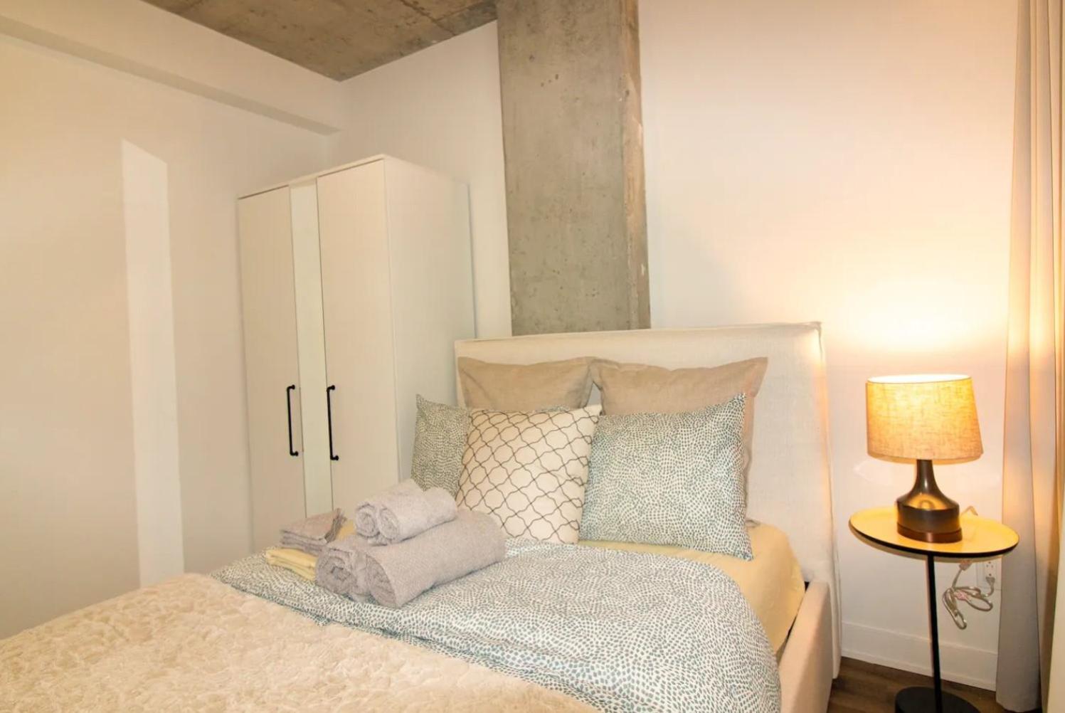 2Br+Gym For Vip Corporate & Students Downtown Mtl Lejlighed Montréal Eksteriør billede