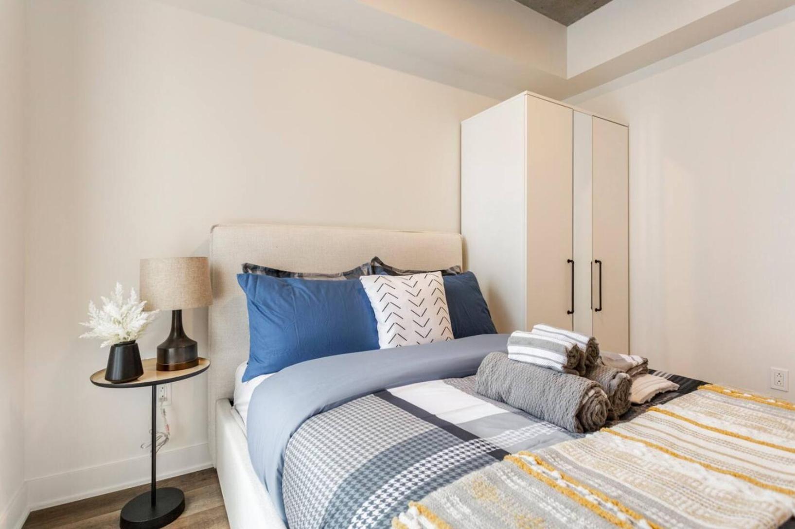 2Br+Gym For Vip Corporate & Students Downtown Mtl Lejlighed Montréal Eksteriør billede